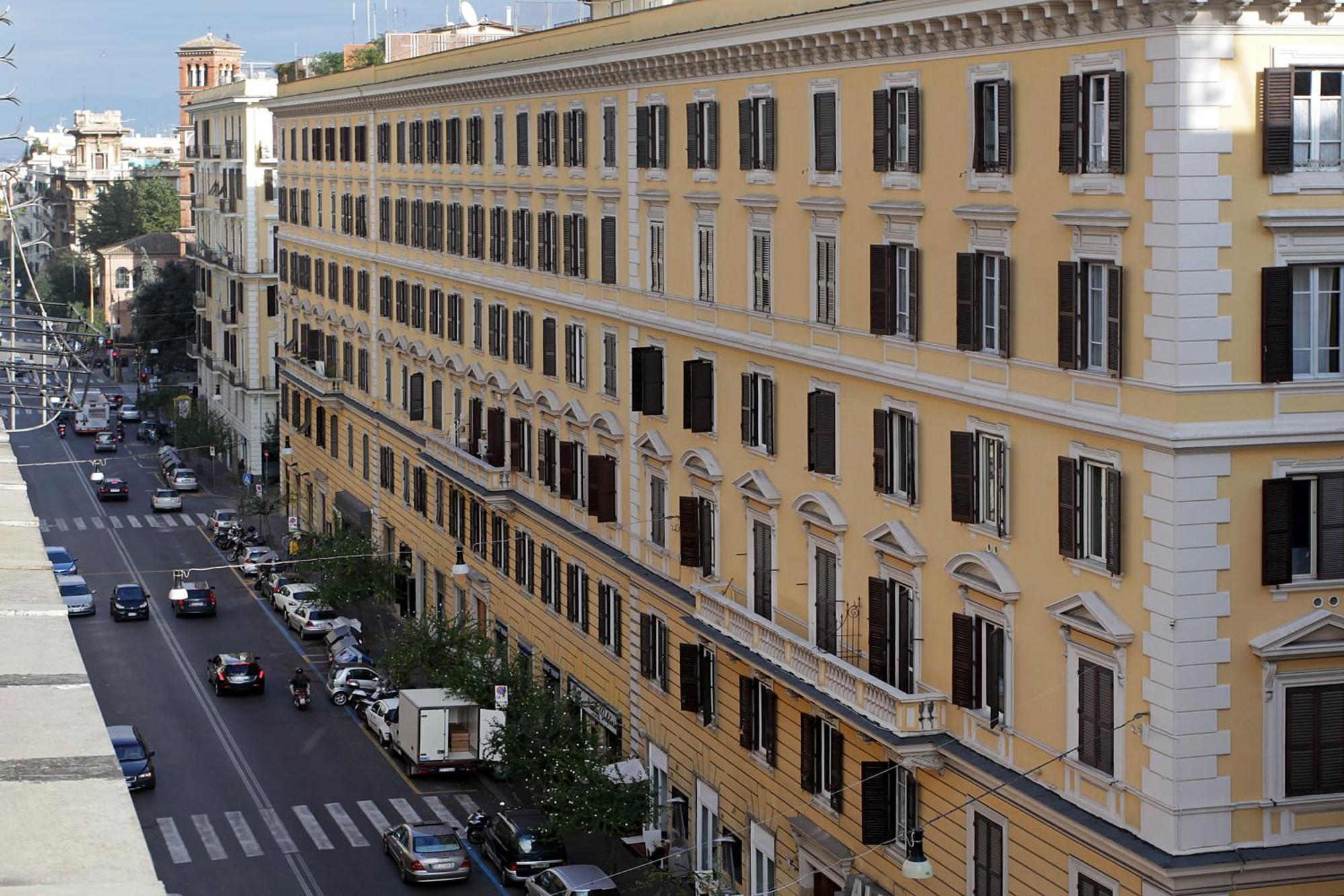 Angels In Rome — Foto 1